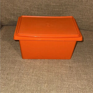 Vintage Tupperware Orange Plastic Food Storage Container w/Lid (Large & Deep)
